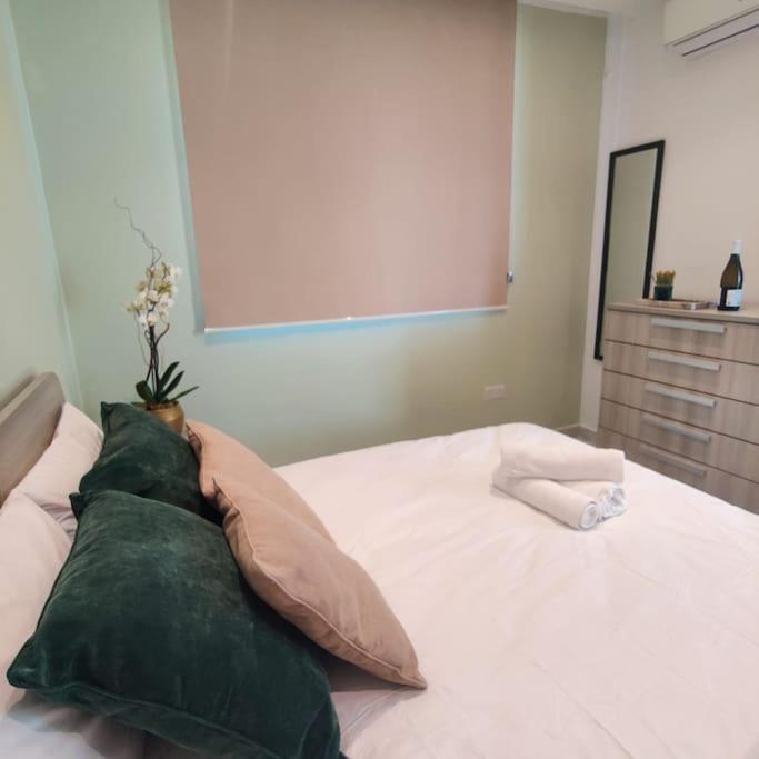 Cozy Penthouse In Central Malta Apartment Balzan Exterior foto